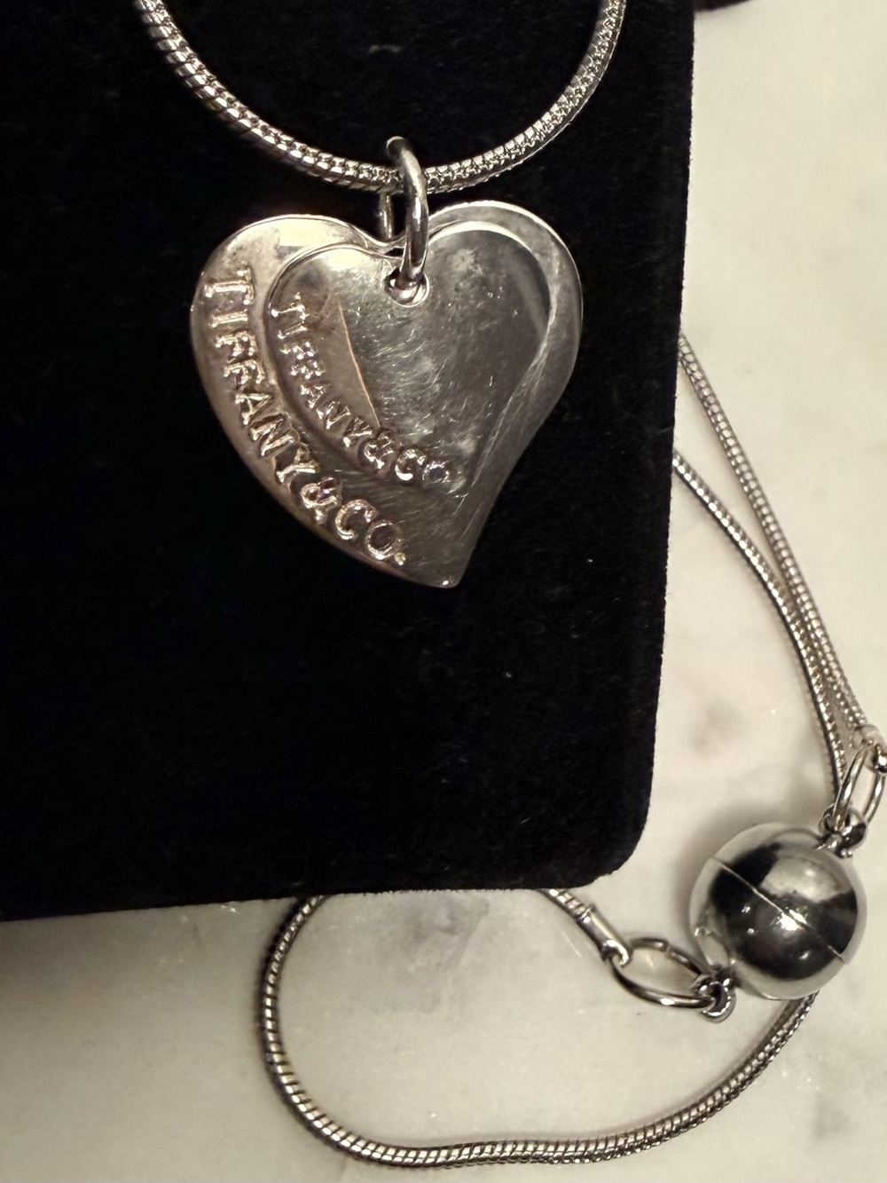 BEAUTIFUL! Tiffany & Co. Double Heart Tag Pendant Necklace